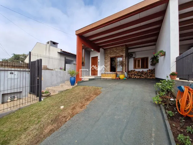 Casa geminada com 2 dormitórios