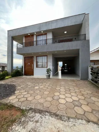 Casa com 3 dormitórios