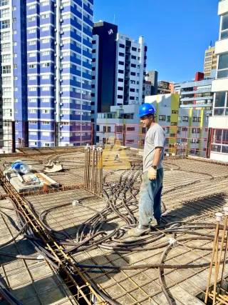 Apartamento com 2 dormitórios, foto 23