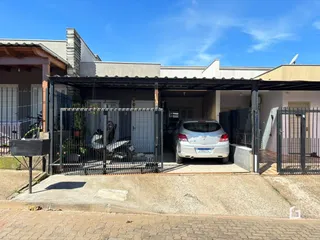 Casa geminada com 2 dormitórios, foto 1