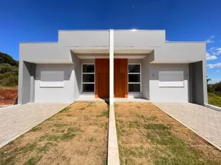 Casa com 2 dormitórios