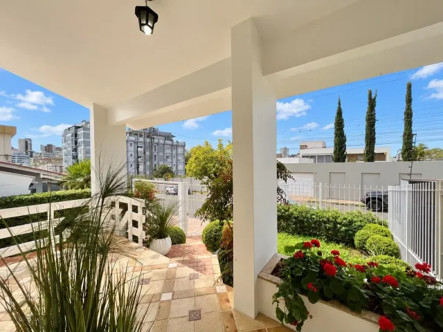 Casa com 4 dormitórios, foto 4