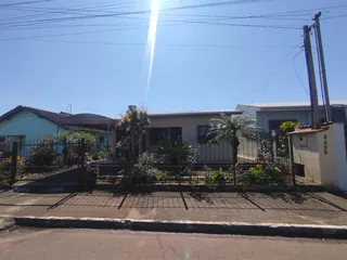 Casa com 2 dormitórios, foto 1