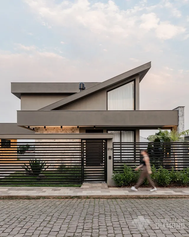 Casa com 3 dormitórios