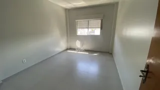 Hall de um apartamento moderno em Lajeado.