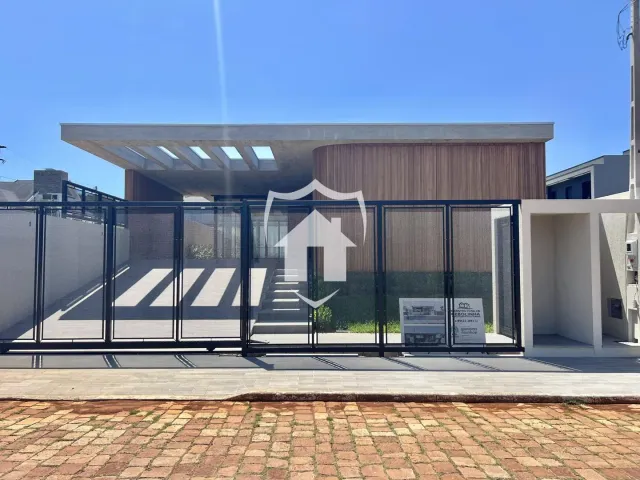 Casa com 4 dormitórios
