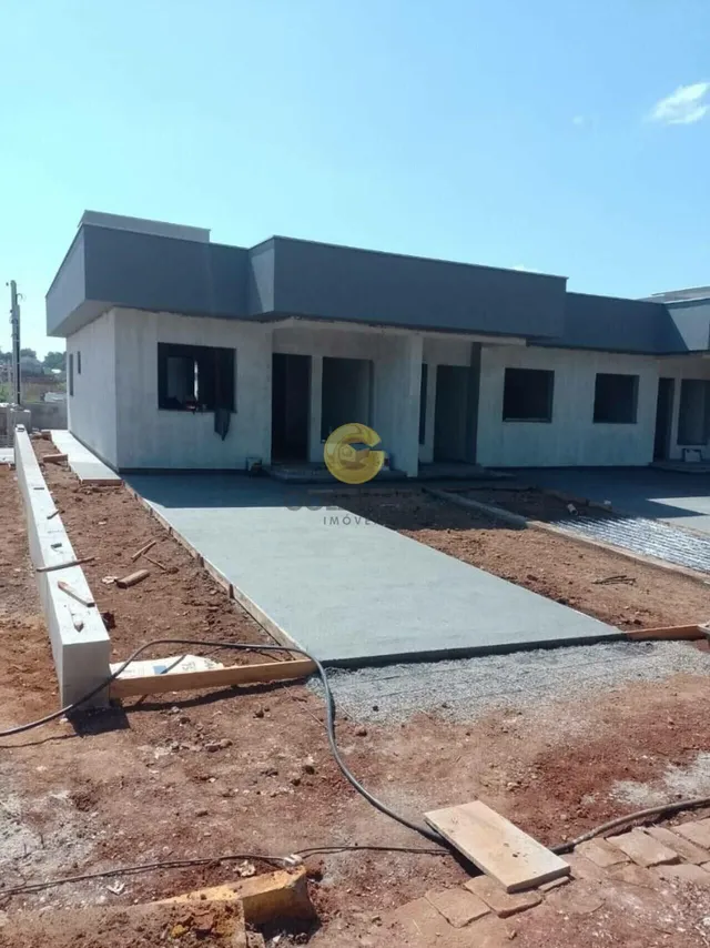 Casa com 2 dormitórios
