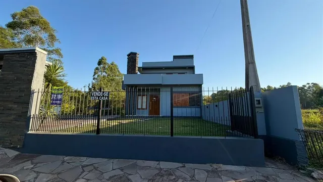 Casa com 3 dormitórios