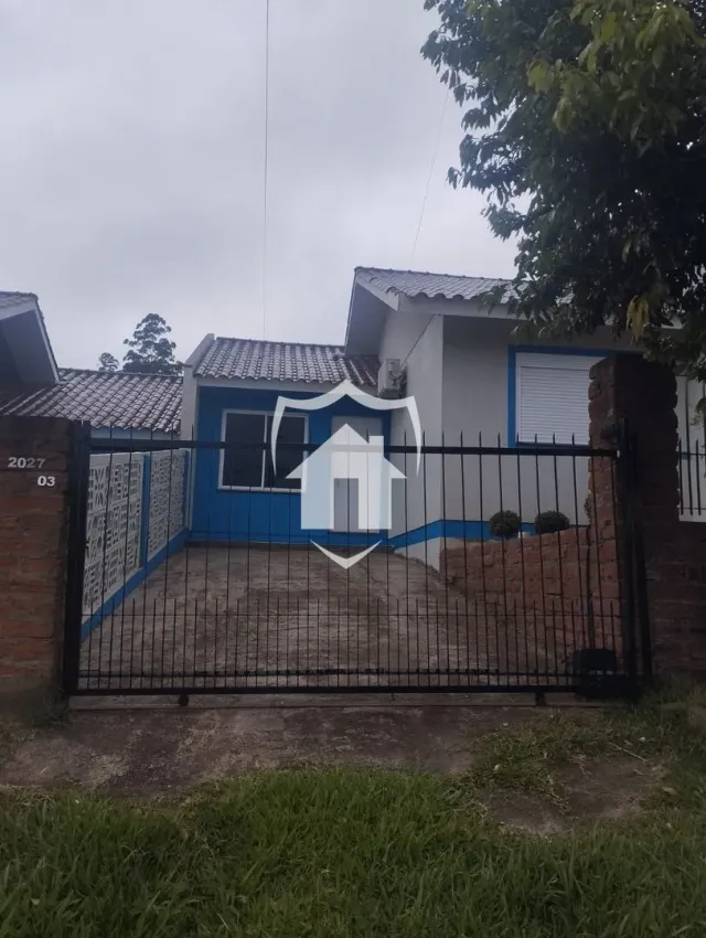 Casa com 2 dormitórios