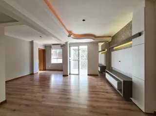 Apartamento com 3 dormitórios, foto 2