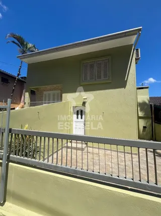 Casa com 4 dormitórios, foto 2