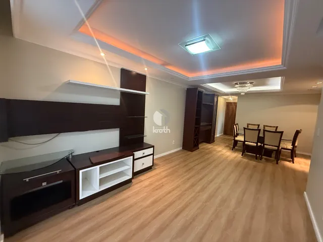 Apartamento com 3 dormitórios, foto 2