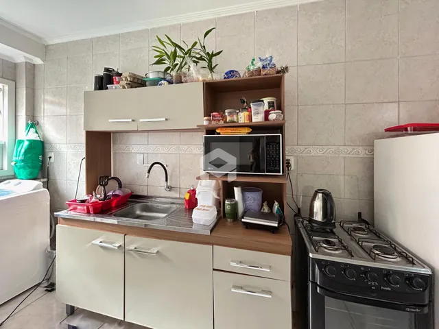 Foto da cozinha de uma residência em Lajeado, Brasil.
