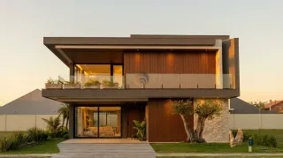 Casa com 6 dormitórios, foto 1