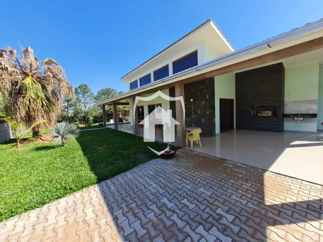 Área rural com 3 dormitórios