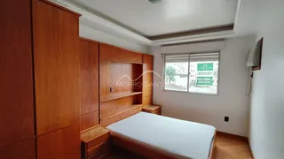 Apartamento com 2 dormitórios, foto 3