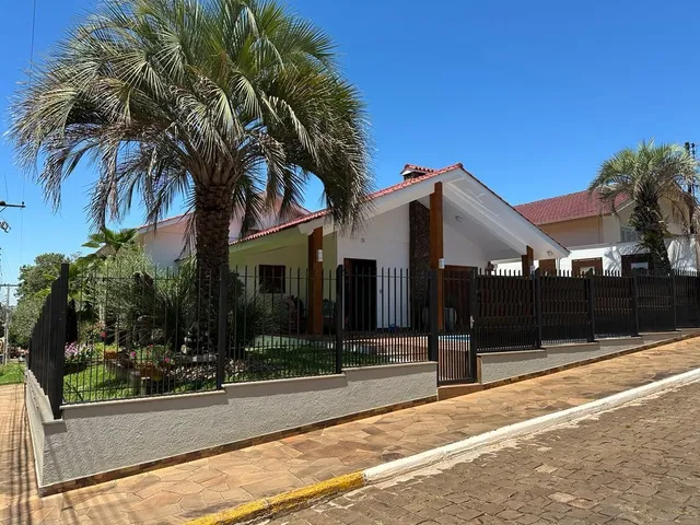 Casa com 3 dormitórios