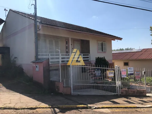 Casa com 4 dormitórios, foto 2