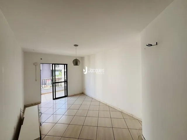 Apartamento com 2 dormitórios, foto 3