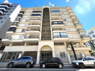 Apartamento com 3 dormitórios, foto 1