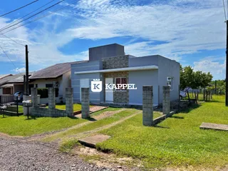 Fachada de uma casa residencial em Lajeado, Brasil.