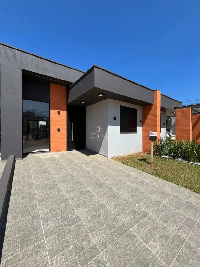 Casa geminada com 2 dormitórios