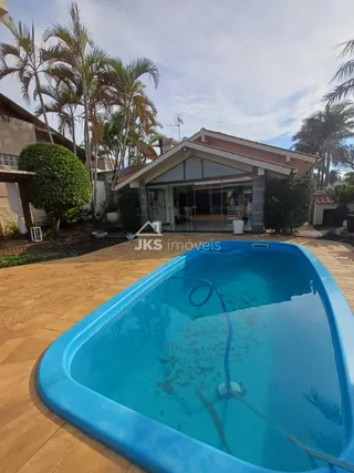 Casa com 3 dormitórios, foto 1