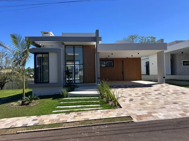 Casa com 3 dormitórios