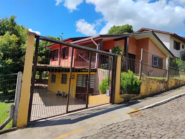Casa com 3 dormitórios