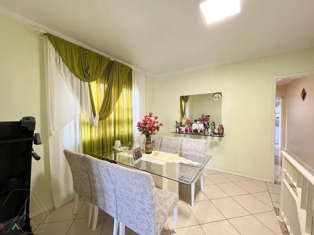 Casa com 4 dormitórios, foto 3