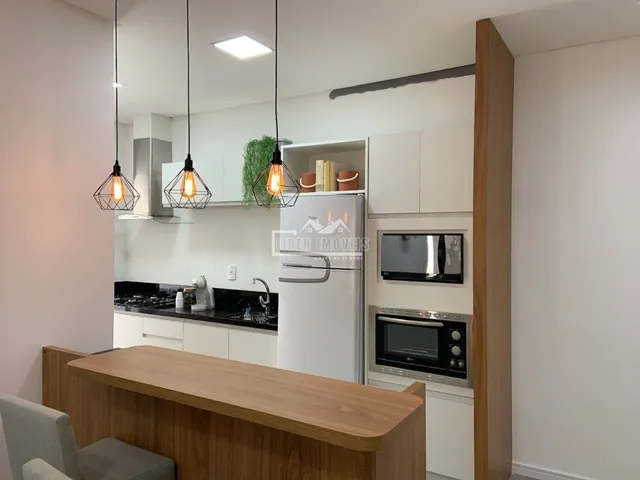 Apartamento com 2 dormitórios, foto 3