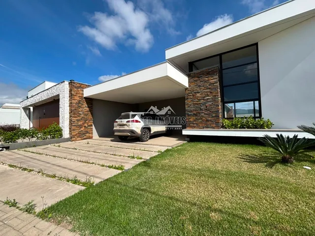 Casa com 3 dormitórios