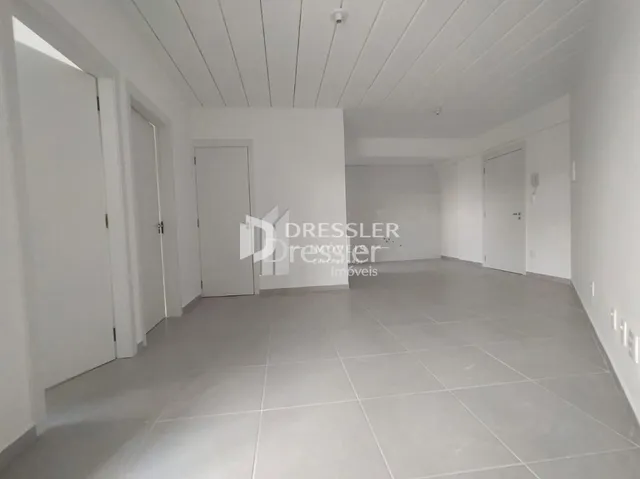 Apartamento com 2 dormitórios, foto 2