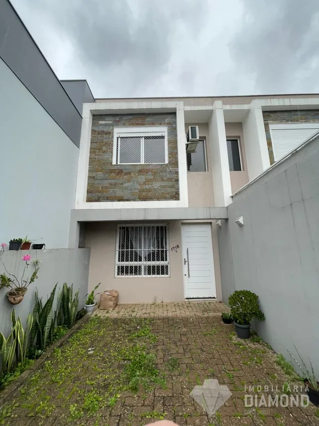 Sobrado com 2 dormitórios