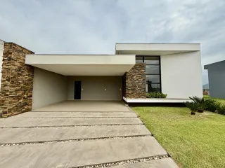 Casa com 3 dormitórios, foto 1
