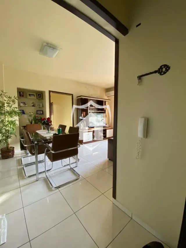 Apartamento com 2 dormitórios