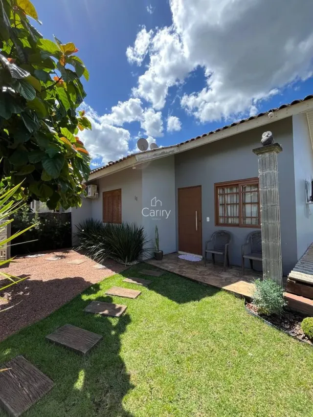 Casa com 2 dormitórios