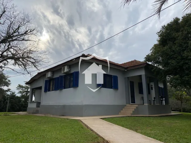 Área rural com 3 dormitórios