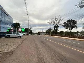 Vista externa de uma rua em Lajeado, Brasil.