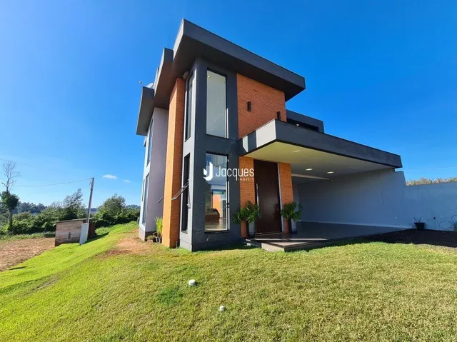 Casa com 2 dormitórios, foto 1