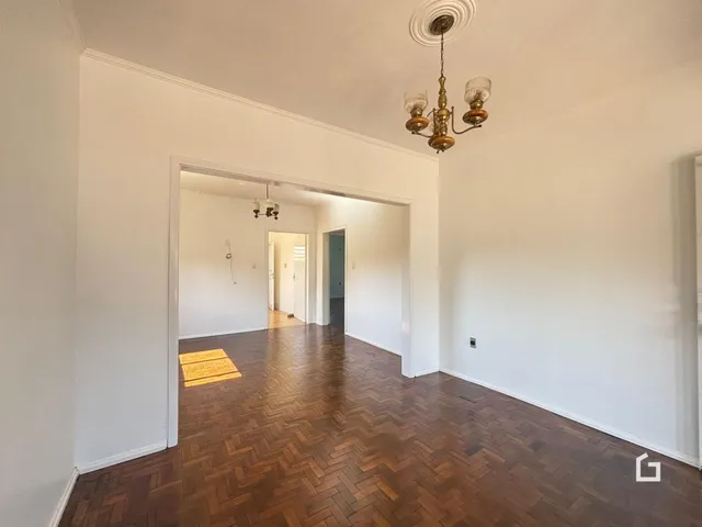 Casa com 4 dormitórios, foto 3