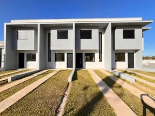 Sobrado com 2 dormitórios