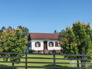 Área rural com 4 dormitórios, foto 1