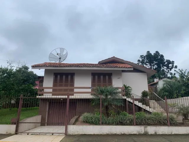 Casa com 3 dormitórios