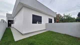 Fachada externa de uma residência moderna em Lajeado.