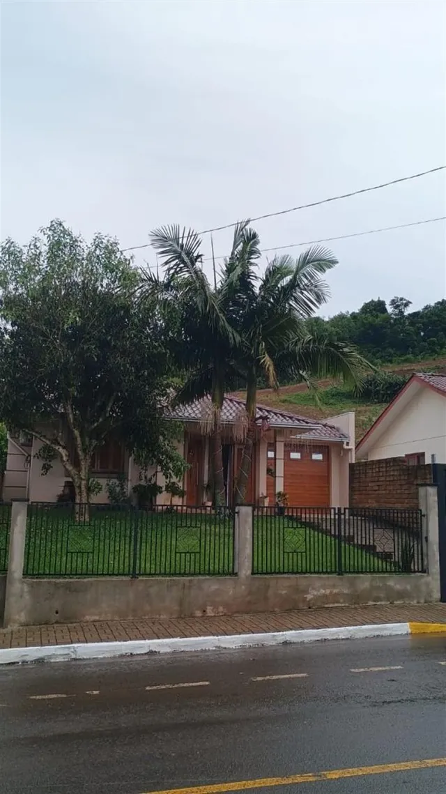 Casa com 2 dormitórios