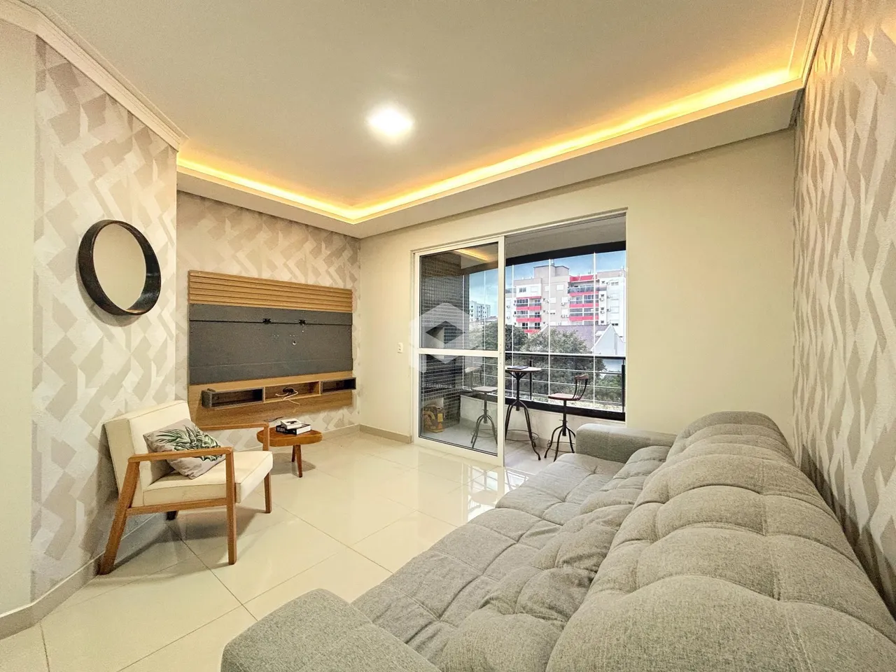 Apartamento com 2 dormitórios, foto 1