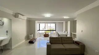 Apartamento com 3 dormitórios, foto 8