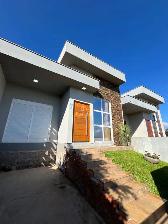 Casa geminada com 2 dormitórios