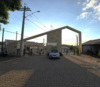 Casa com 2 dormitórios, foto 1